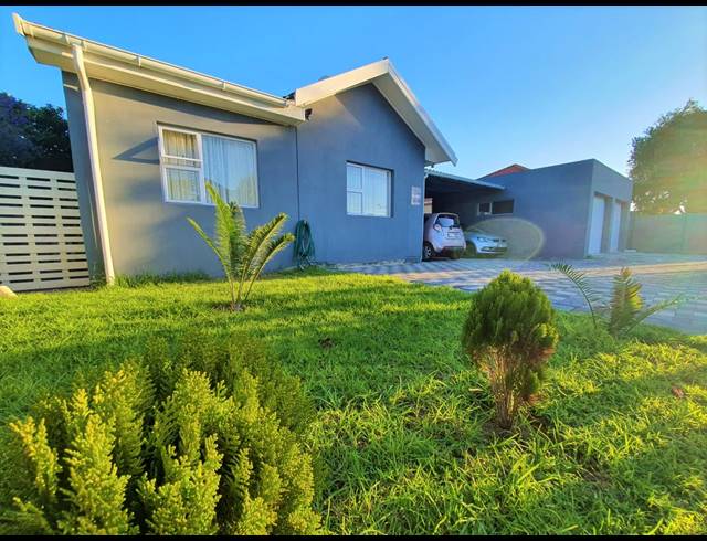 4 BEDROOM HOUSE FOR SALE IN OAKDALE